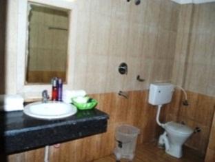Hotel Atithi International カトラ エクステリア 写真